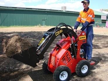 mini digger hire pukekohe|kennards hire pukekohe.